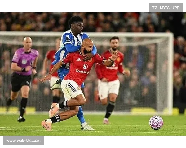 阿莫林计划重建曼联中场，布莱顿巴莱巴成首要目标